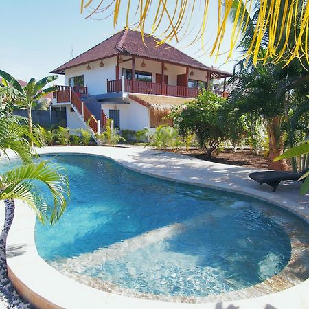 Coco Breeze Spa Hotel Gili Air Esterno foto