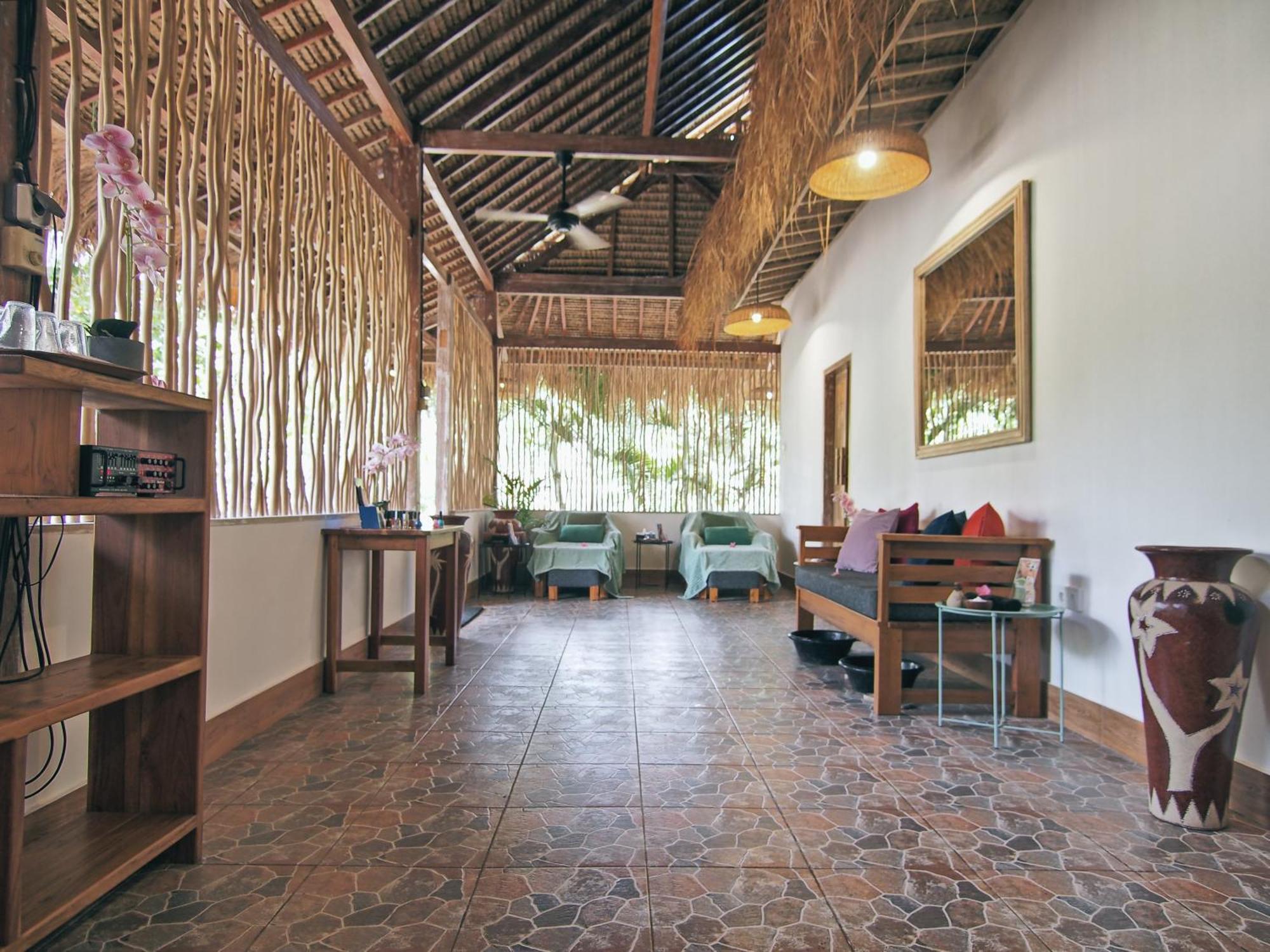 Coco Breeze Spa Hotel Gili Air Esterno foto